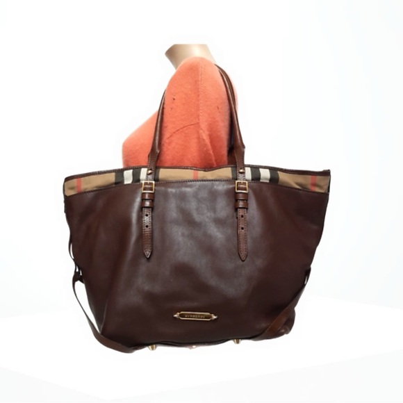 Burberry Women’s Brown Leather Tote Handbag Purse Made in Italy 100% Authentic - Picture 4 of 10